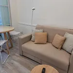 A Pasos Del Mar, Resto, Casino Y Moda